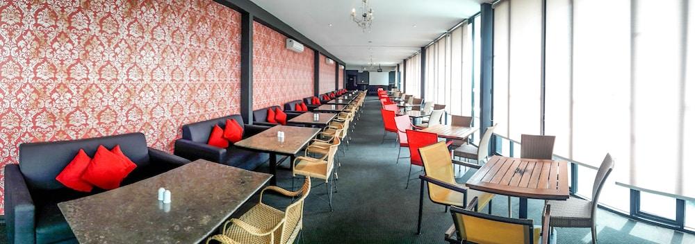 The 1O1 Malang Oj Otel Dış mekan fotoğraf
