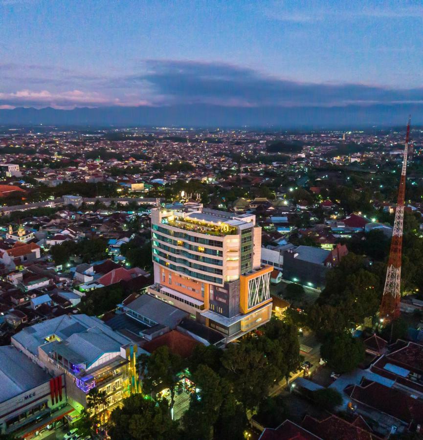 The 1O1 Malang Oj Otel Dış mekan fotoğraf