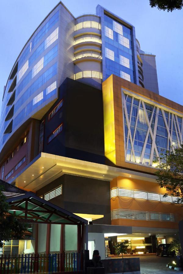 The 1O1 Malang Oj Otel Dış mekan fotoğraf