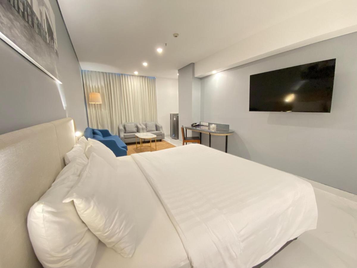The 1O1 Malang Oj Otel Dış mekan fotoğraf