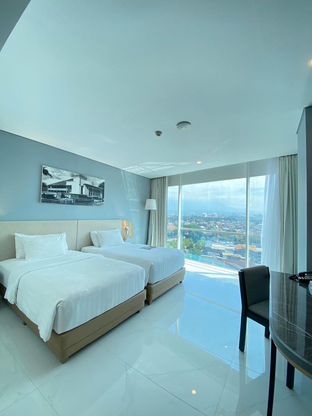 The 1O1 Malang Oj Otel Dış mekan fotoğraf