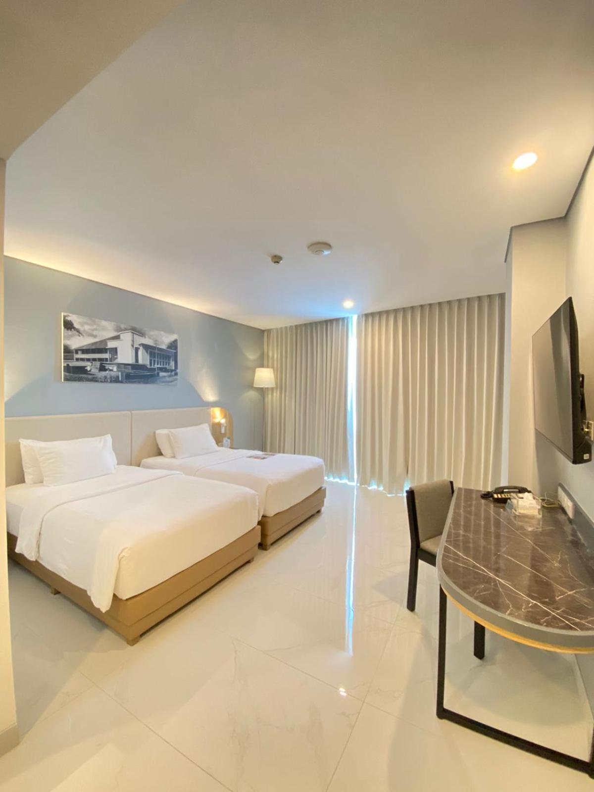The 1O1 Malang Oj Otel Dış mekan fotoğraf