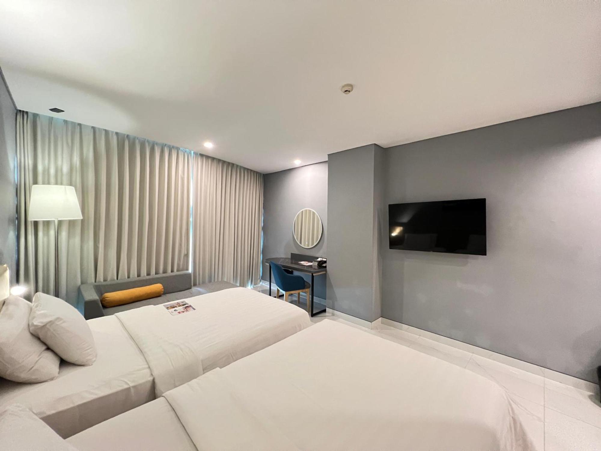 The 1O1 Malang Oj Otel Dış mekan fotoğraf